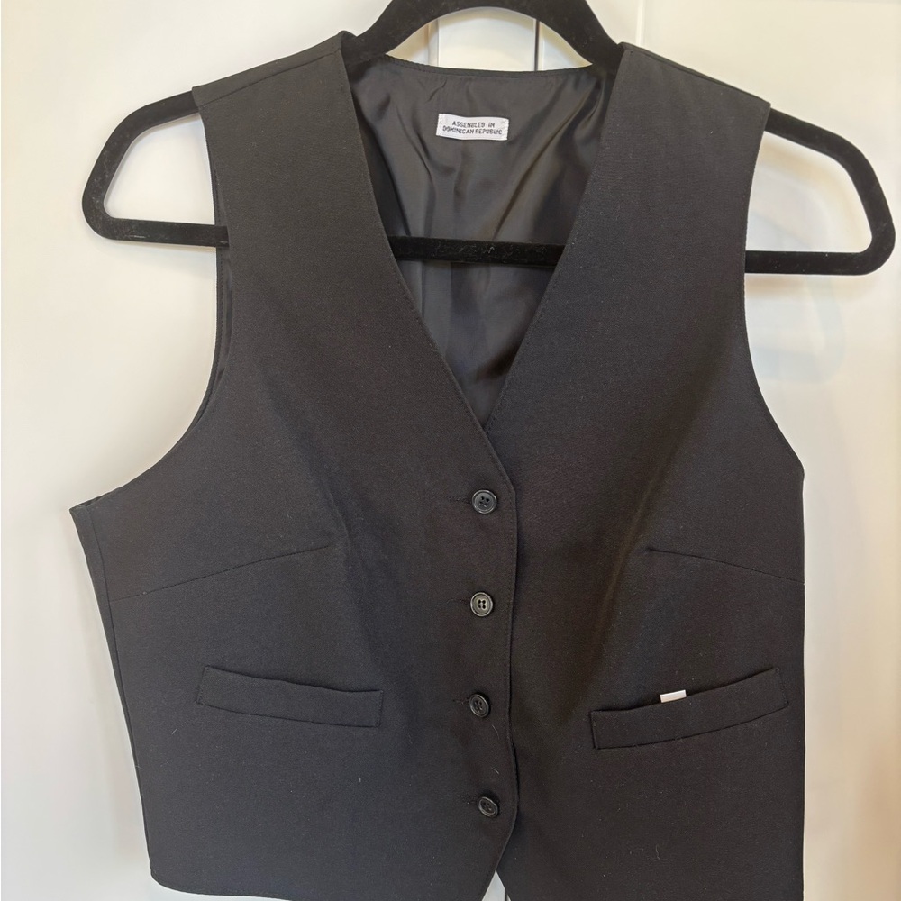 Black tuxedo work vest